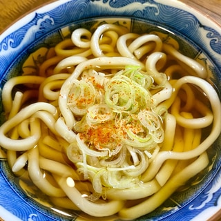 駅蕎麦屋のかけうどん【和食・主食】